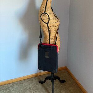 Chromebook Macbook Laptop Bag Case NWOT by Nut Kase Shoulder Crossbody